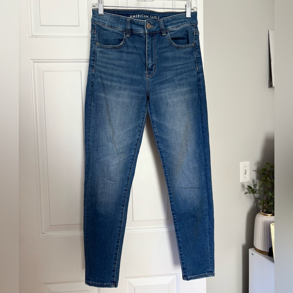 American Eagle Outfitters High Rise Blue Jeans